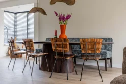 Aron Bruin Eettafel
