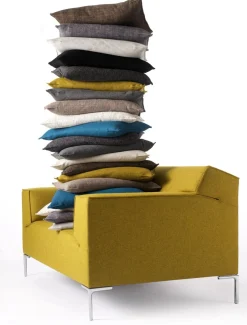 Bloq Loveseat