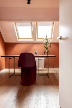 Class Brown Eettafel