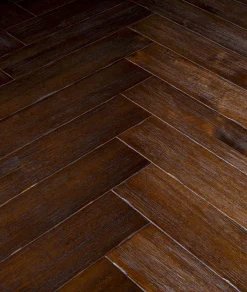 Class Brown Eettafel
