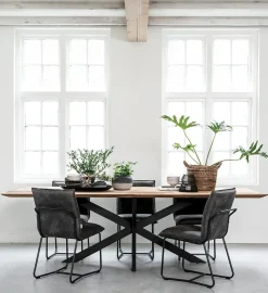 Curves Eettafel