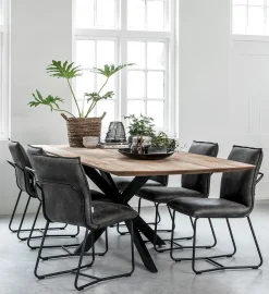 Curves Eettafel