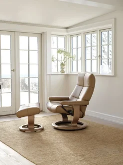 David Relaxfauteuil + Hocker