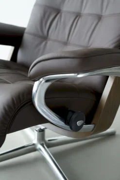 Erik M Relaxfauteuil + Hocker