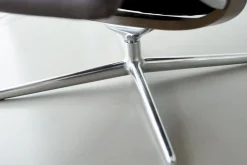 Erik M Relaxfauteuil + Hocker