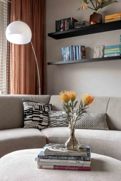 Limana Hocker