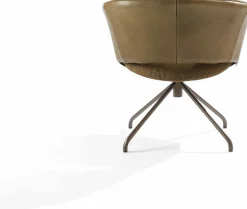 Lola Draaifauteuil