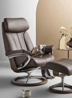 Paul Relaxfauteuil + Hocker
