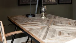Rhombic Eettafel
