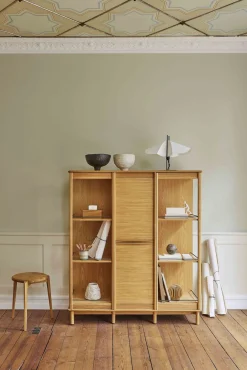 SM546 Highboard