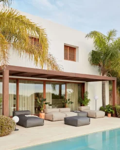 Square Outdoor Chaise Longue