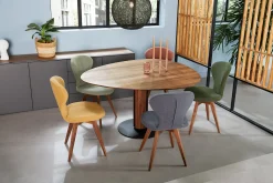 Steely Eettafel