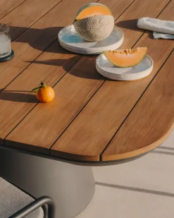 Tudons Tuintafel