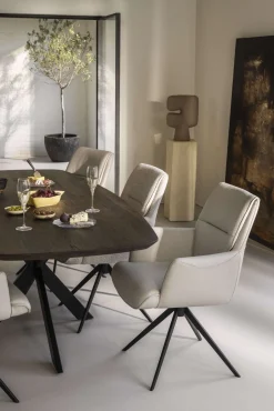 Ultimo Eettafel